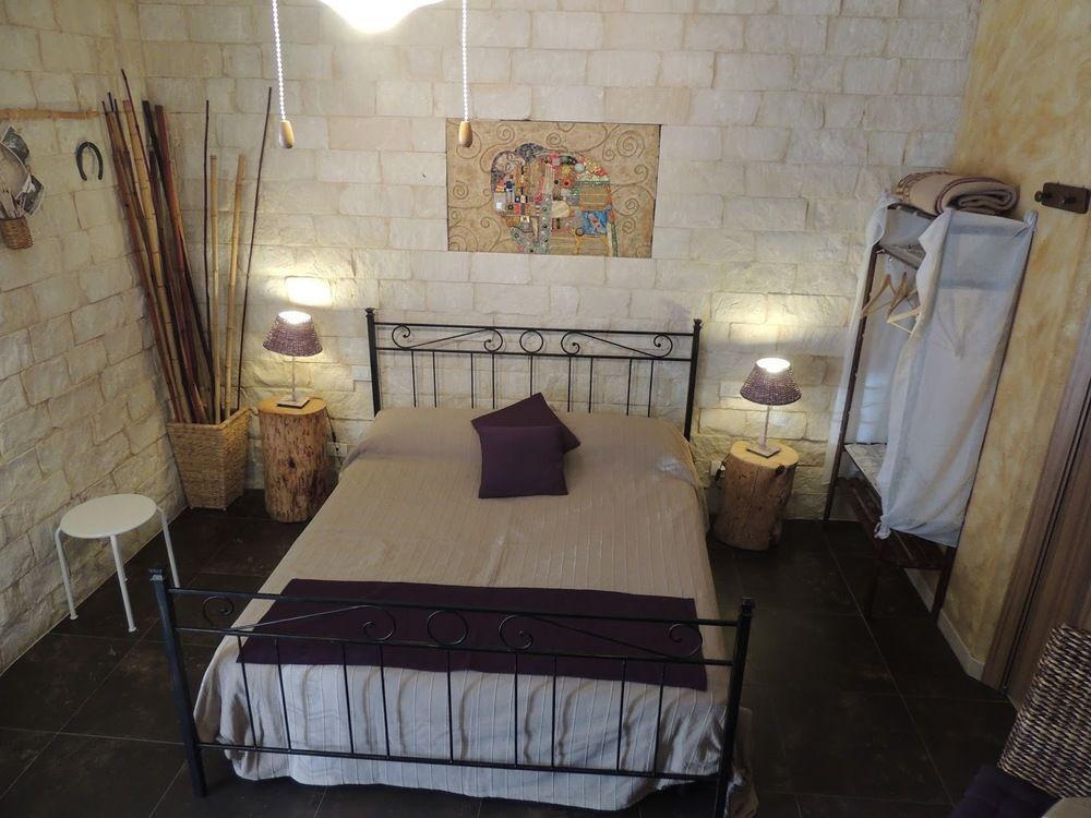 Monolocale L'Abbraccio Apartment รากูซา ภายนอก รูปภาพ